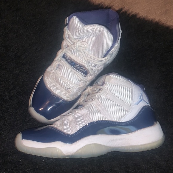 2017 Air Jordan 11 Retro GS 'Win Like '82' - Picture 2 of 5